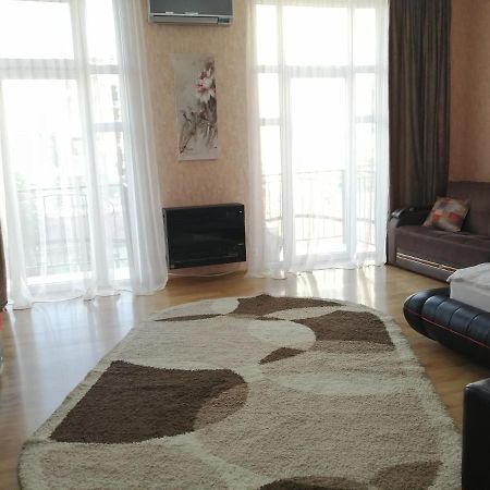 Apartments In The Historical Center Of Batumi, Near The Seaside Park Bagian luar foto