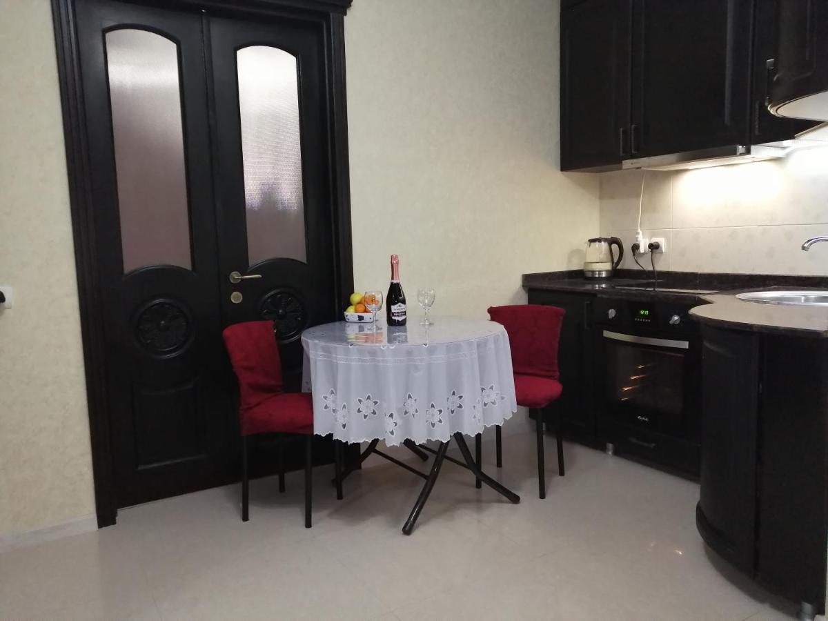 Apartments In The Historical Center Of Batumi, Near The Seaside Park Bagian luar foto